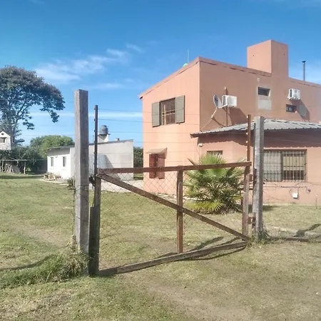 En Concordia, Casa Estilo Industrial Con Amplio Patio A 10 Minutos De La Plaza Principal Villa Exterior photo